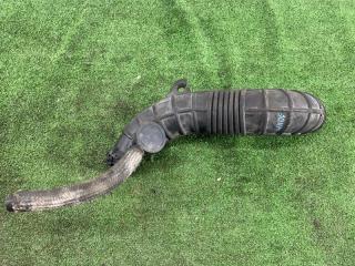 Запчасть патрубок воздушного фильтра Chevrolet Captiva 2006-2011