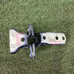 Запчасть петля двери задняя правая Citroen C-Crosser 2007-2012