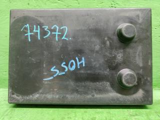 Фото запчасти крышка акб Suzuki Grand Vitara 2006-2015 Б/У запчасть Запчасть крышка акб Suzuki Grand Vitara 2006-2015