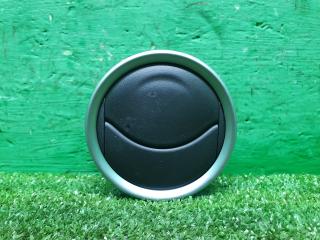 Фото запчасти дефлектор воздушный Suzuki Vitara Б/У запчасть Запчасть дефлектор воздушный Suzuki Vitara