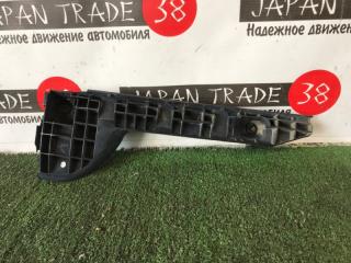 Запчасть крепление бампера переднее левое TOYOTA HIACE 2017