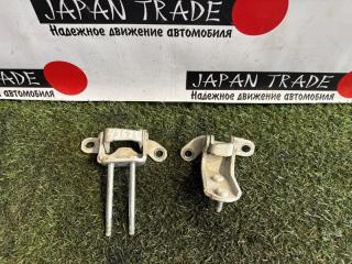 Запчасть петли дверей задние правые TOYOTA MARK II 1996 JZX90 1JZ-GE 68750-22050 контрактная Петли дверей задние правые TOYOTA MARK II 1996 JZX90 1JZ-GE 68750-22050 контрактная