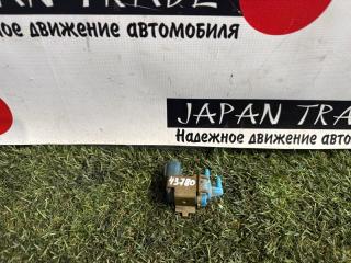 Запчасть клапан вакуумный TOYOTA CROWN 1995