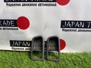 Фото запчасти накладка ручки передняя правая TOYOTA MARK 2 2001 контрактная запчасть Запчасть накладка ручки передняя правая TOYOTA MARK 2 2001