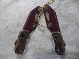 Запчасть петля капота (комплект) передняя Honda Orthia