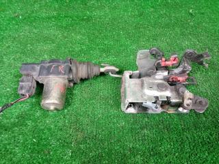 Замок боковой двери передний правый Jeep Cherokee