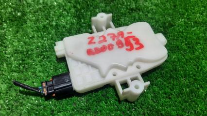 Запчасть активатор замка двери багажника задний Mitsubishi Colt