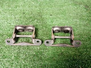 Запчасть петля двери багажника (комплект) задняя Subaru Forester