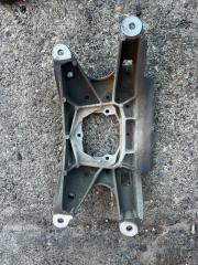 Запчасть подушка акпп Audi A4 2008