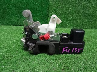 Замок боковой двери задний правый Jeep Grand Cherokee 2008