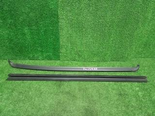 Молдинг стекла двери (комплект) задний правый Volvo XC70 2006