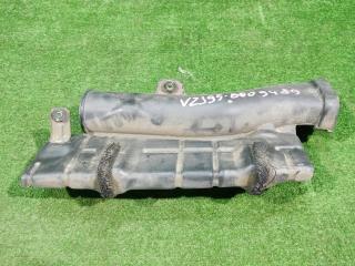 Фото запчасти резонатор / абсорбер воздушного фильтра Toyota Land Cruiser Prado контрактная запчасть Запчасть резонатор / абсорбер воздушного фильтра Toyota Land Cruiser Prado