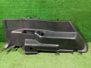 Обшивка багажника левая Mitsubishi Pajero 3