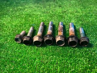 Фото запчасти болт подвески (комплект) передний Mitsubishi Lancer 10 / Galant Fortis 2009 контрактная запчасть Запчасть болт подвески (комплект) передний Mitsubishi Lancer 10 / Galant Fortis 2009