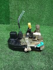 Замок боковой двери передний правый Jeep Grand Cherokee 2006