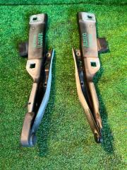 Запчасть петля капота (комплект) передняя Jeep Grand Cherokee 2004