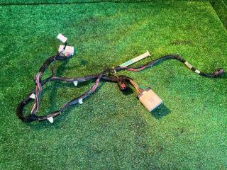 Запчасть электропроводка передняя левая Jeep Grand Cherokee 2004