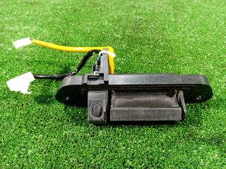 Запчасть кнопка открывания багажника Mitsubishi Outlander 2010