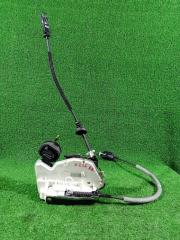 Замок боковой двери задний правый Volkswagen Golf 2010