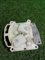 Фото запчасти мотор зеркала правый Toyota Camry / Vista контрактная запчасть Запчасть мотор зеркала правый Toyota Camry / Vista