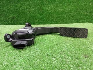 Запчасть педаль газа Audi A5 2011