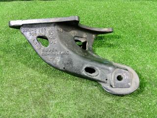 Фото запчасти кронштейн опоры двигателя левый Land Rover Range Rover 2002 контрактная запчасть Запчасть кронштейн опоры двигателя левый Land Rover Range Rover 2002