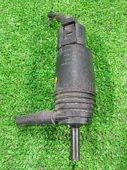 Фото запчасти насос омывателя Land Rover Range Rover 2002 контрактная запчасть Запчасть насос омывателя Land Rover Range Rover 2002