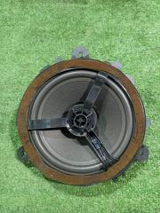 Запчасть динамик задний правый Volvo XC90 2008