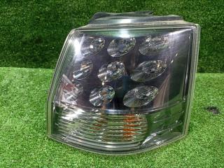 Фонарь правый Mitsubishi Outlander 2007