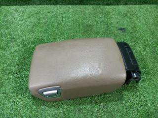 Подлокотник Volvo XC70 2006