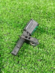 Датчик ABS передний правый Volkswagen Passat 2011