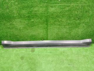 Накладка на порог наружная правая Mitsubishi Outlander 2006 контрактная Накладка на порог наружная правая Mitsubishi Outlander 2006