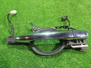 Фото запчасти ручка двери внешняя передняя правая Nissan X-Trail 2009 контрактная запчасть Запчасть ручка двери внешняя передняя правая Nissan X-Trail 2009