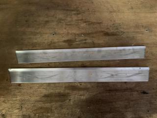 Запчасть накладка на порог салона (комплект) Ford Kuga 2013