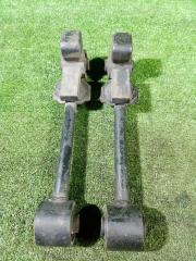 Запчасть рычаг подвески (комплект) задний Nissan Terrano / Pathfinder