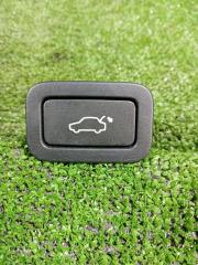 Запчасть кнопка открывания багажника Volvo XC70 2011