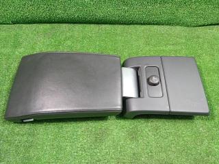 Подлокотник Volvo XC70 2011