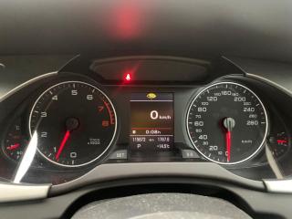 Запчасть панель приборов / щиток Audi A4