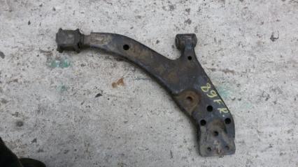 Рычаг подвески передний правый Toyota Raum 1998