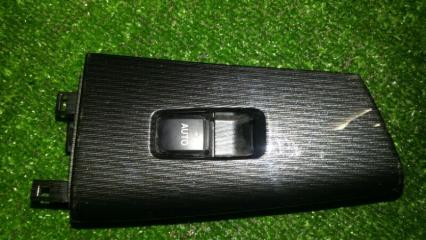 Кнопка стеклоподъемника задняя левая Toyota Corolla Fielder 2004