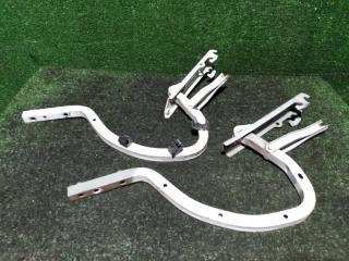 Петля багажника Toyota Sprinter 1992