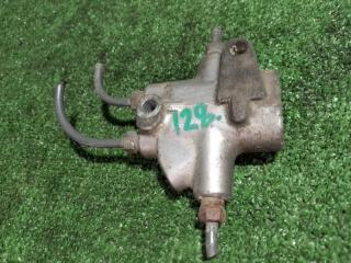 Распределитель тормозного усилия Toyota Funcargo 2000