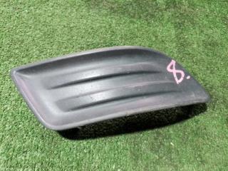 Заглушка бампера правая Toyota Vista 2001