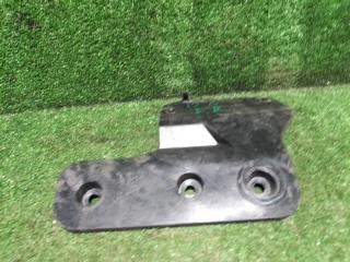 Кронштейн передний правый Duster 2013 HSA K4MA606