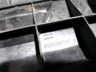 Кронштейн передний правый Duster 2013 HSA K4MA606