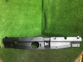 Накладка радиатора Honda CR-V 2005