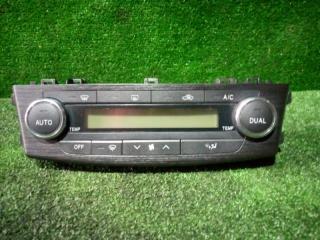 Блок управления климат-контролем Toyota Avensis 2009