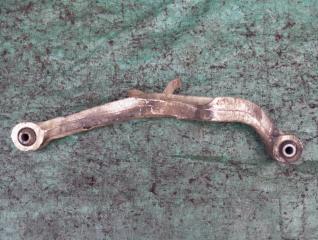 Рычаг подвески задний левый Nissan Qashqai 2010