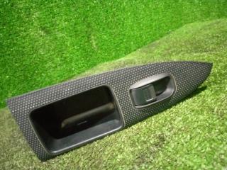 Кнопка стеклоподъемника задняя левая Honda Stream 2000