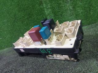 Блок предохранителей Toyota Vista 1998